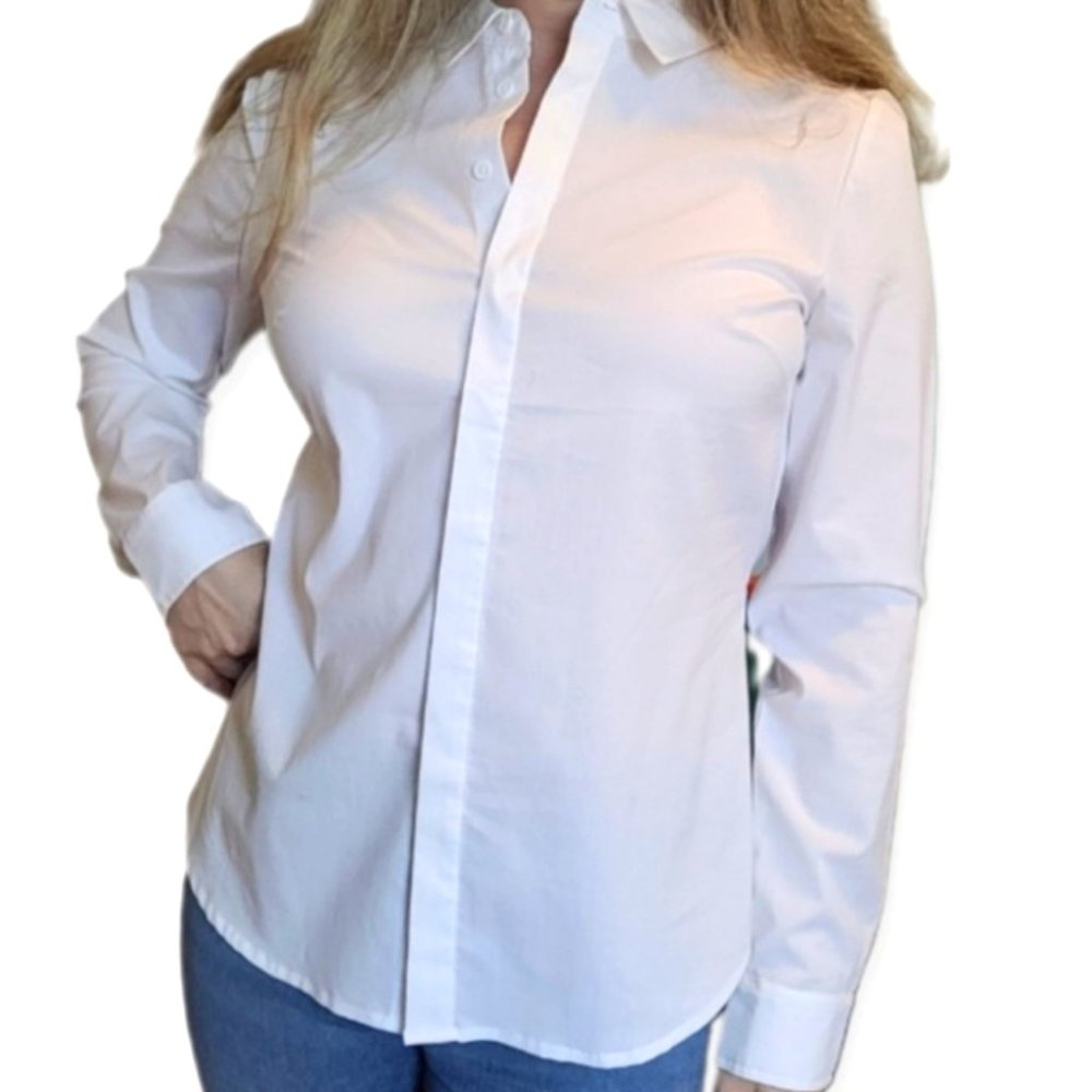 REITMANS ESSENTIALS Women's White Button Down Dress Shirt Size Small NWT
